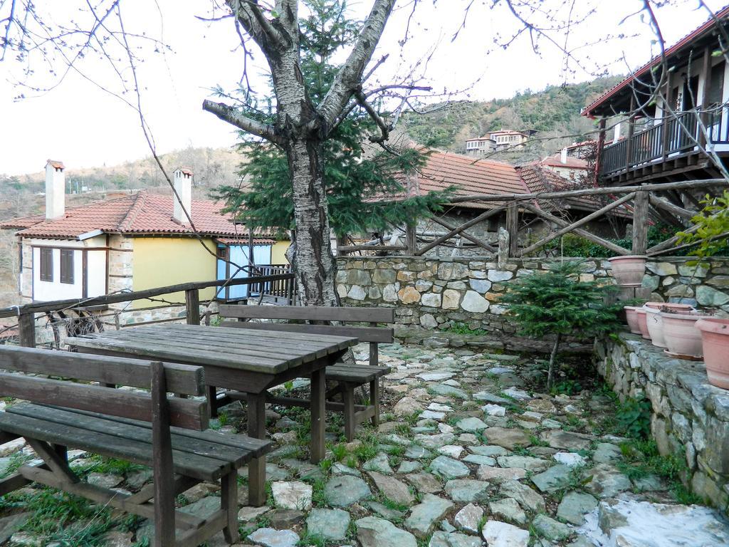 Guesthouse Klearchos ปาเลออส ปานเตเลมอน ภายนอก รูปภาพ