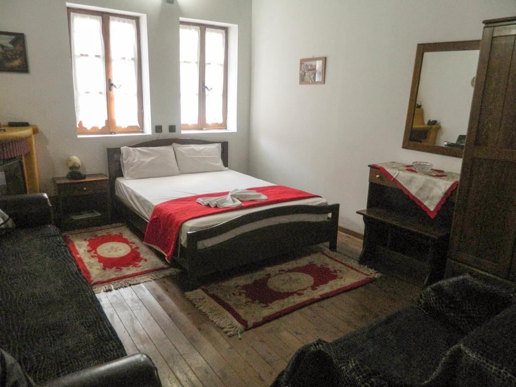 Guesthouse Klearchos ปาเลออส ปานเตเลมอน ภายนอก รูปภาพ