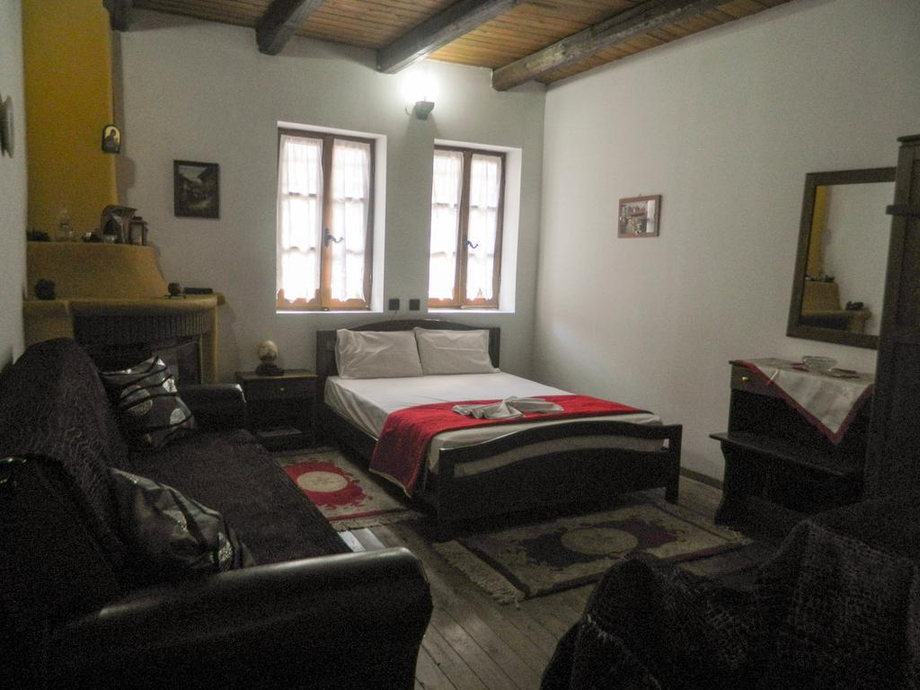Guesthouse Klearchos ปาเลออส ปานเตเลมอน ภายนอก รูปภาพ